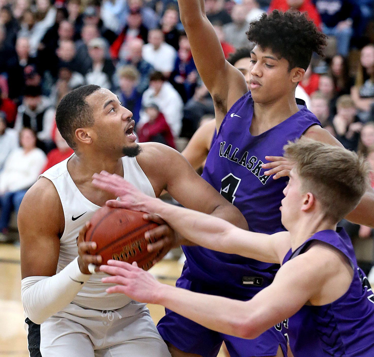 February 18: Onalaska vs Central